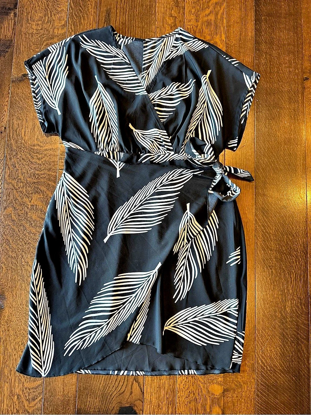Shein Black Abstract Wrap Mini Dress Like New